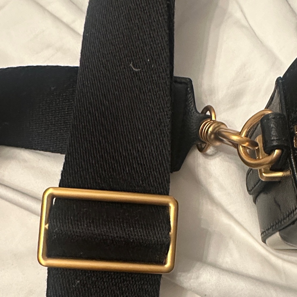 Kurt Geiger Black and Metallic Gold Diagonal Stripe Crossbody - Picture 4 of 8